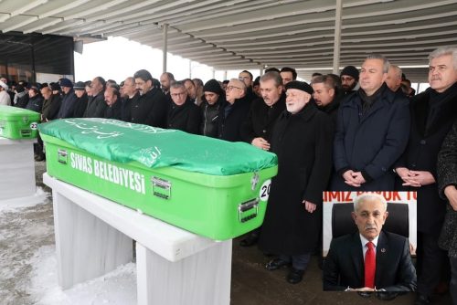 Ahmet Polat Yukarı Tekke Mezarlığı’nda Son Yolculuğuna Uğurlandı. sivasgazetehaber radyobora