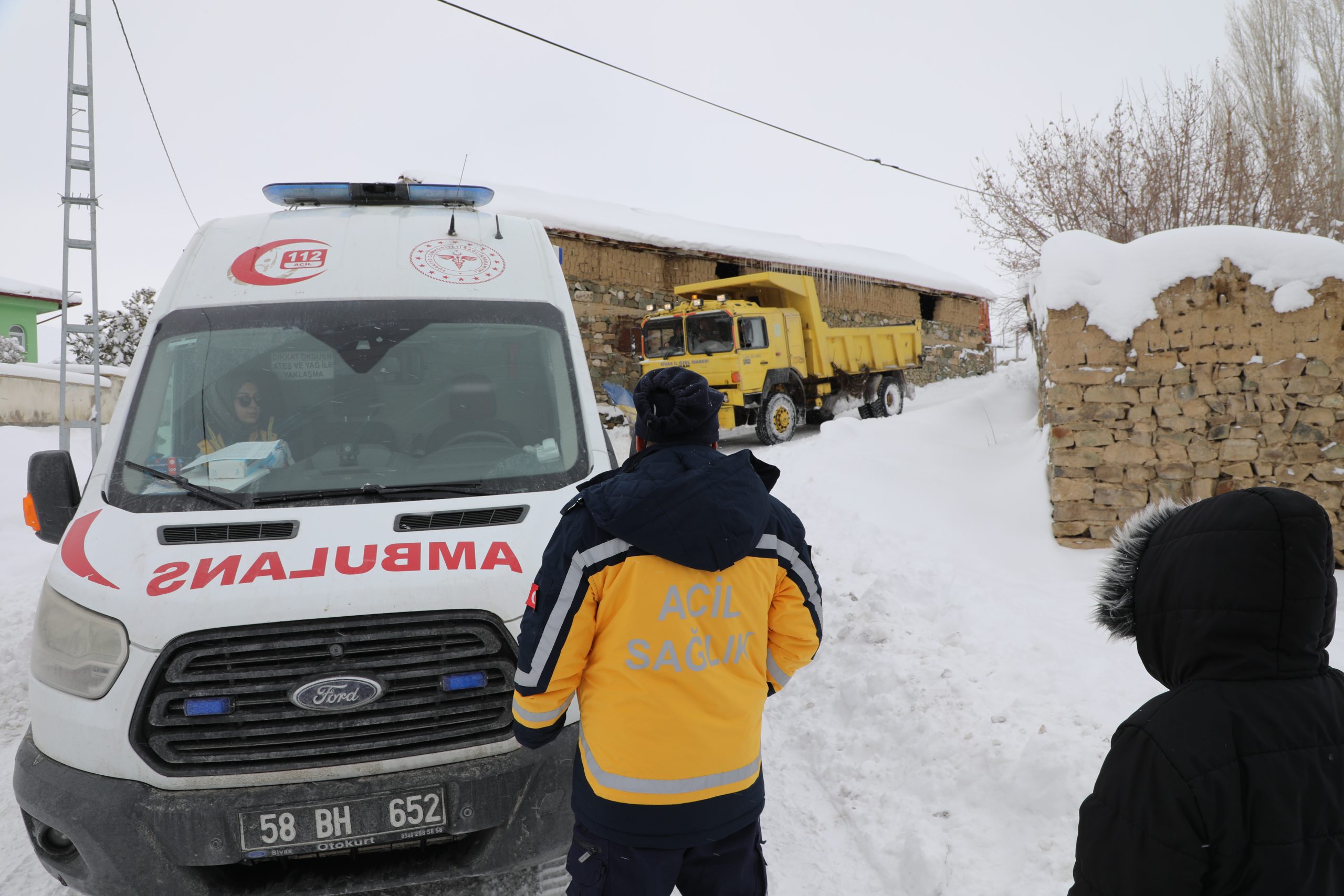 Sivas Karalar Köyü’nde Hasta İçin Seferberlik sivasgazetehaber radyobora