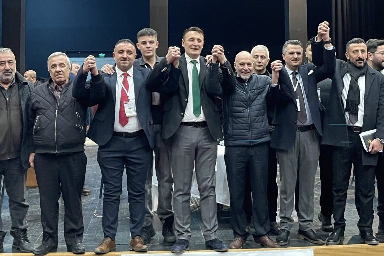 Sivas’ta Bugün Yapılan Sivas Yiyecek Maddeleri Odası Genel Kurulunda Mehmet Akgül Güven Tazeledi sivasgazetehaber radyobora