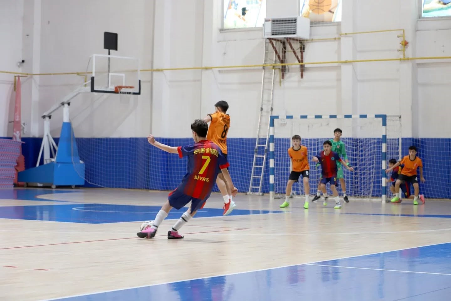 Sivas'ta Okul Sporlarında Yıldız Erkekler Futsal İl Birinciliği Müsabakaları Sona erdi sivasgazetehaber radyobora 2
