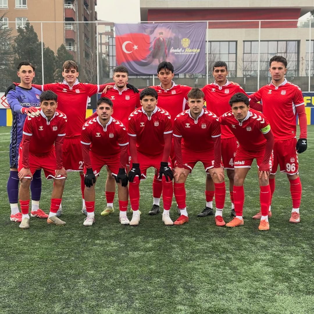 TFF U-19 Gelişim Ligi 18. Hafta Özbelsan Sivasspor 1 MKE Ankaragücü ile 1 sivasgazetehaber radyobora
