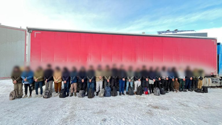 sivas'ta göçmen kaçakcılığı ve düzensiz göç ile mücadele sivasgazetehaber radyobora