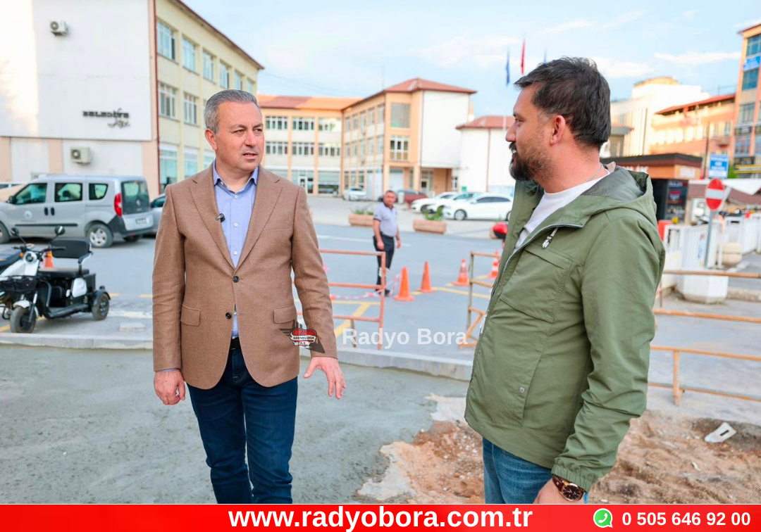 Sivas Kent Meydanı’ndaki Kaldırımlar Tarihi Dokuya Uygun Bazalt Taşlarıyla Yenileme Çalışmaları Başladı Radyo Bora