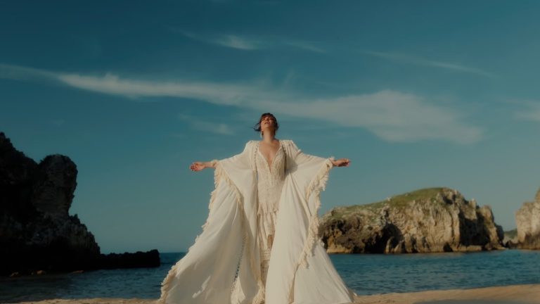 Derya Bedavaci - Atlatirim